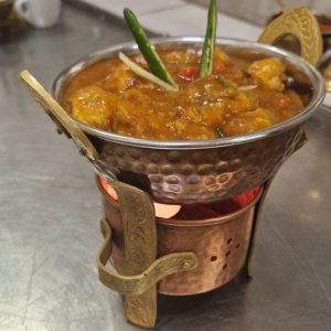 Khumbi Manchurian (pikant-süß)
