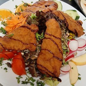 Schnitzel Salat